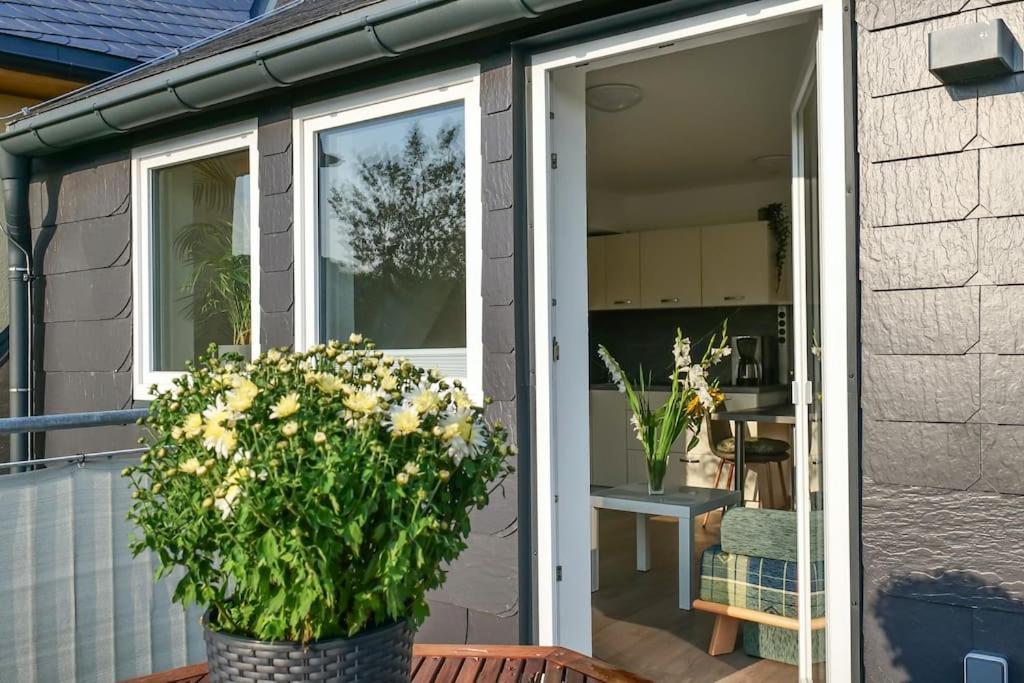 Wunderschoene Ferienwohnung Mit Balkon In Aue Aue  Exterior foto
